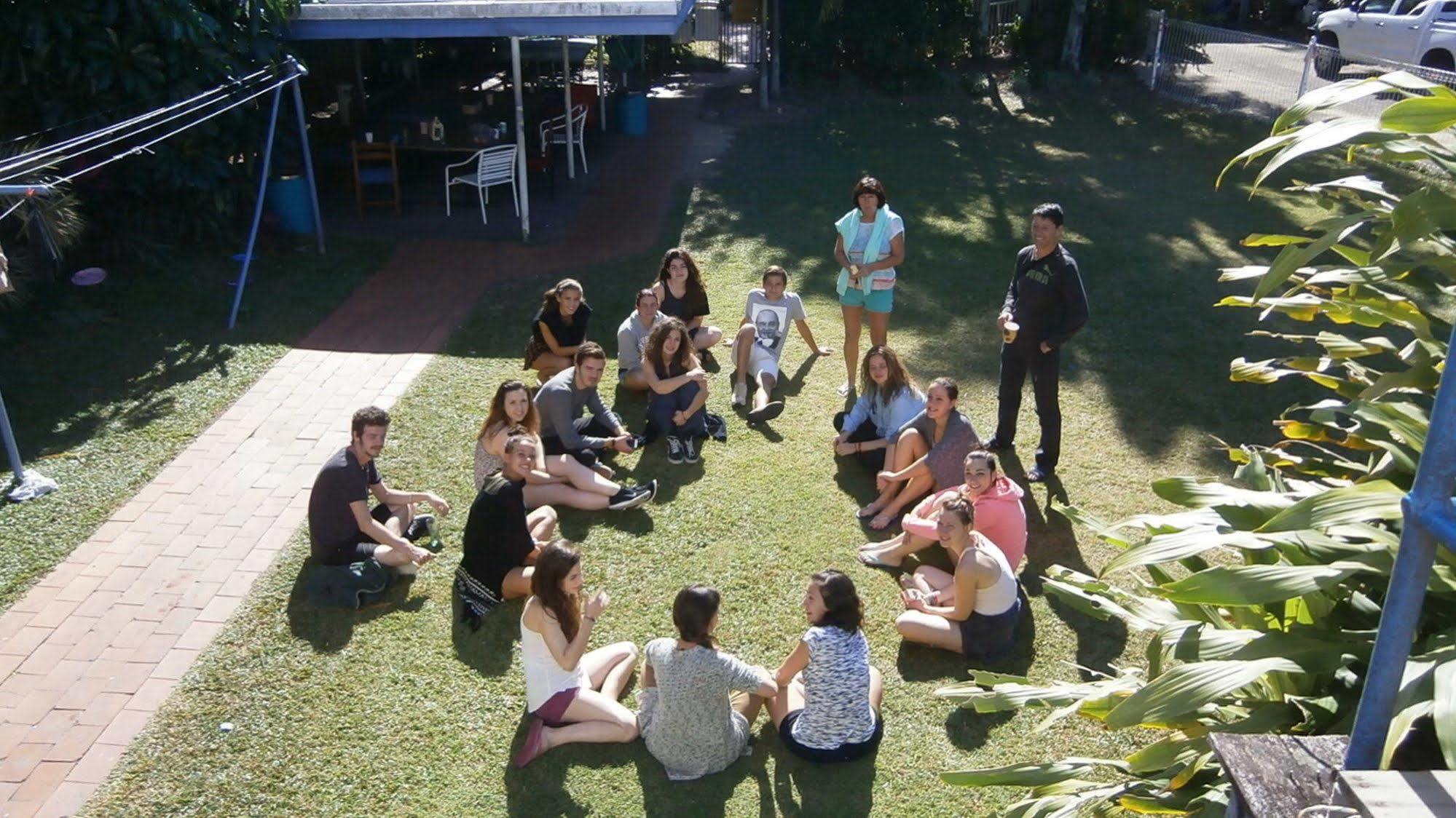Hostel Reef Backpackers Cairns Zewnętrze zdjęcie