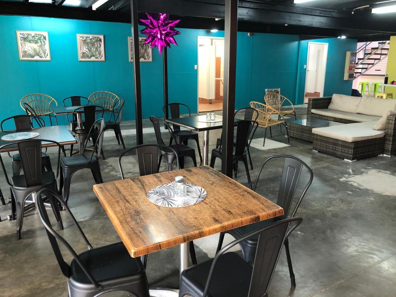 Hostel Reef Backpackers Cairns Zewnętrze zdjęcie